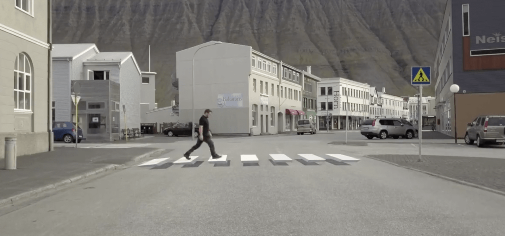 Strisce pedonali tridimensionali: Ecco cosa hanno creato gli Islandesi per rallentare il traffico